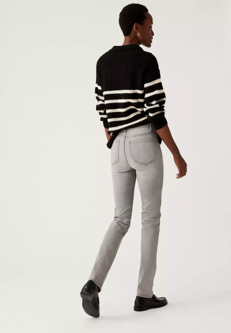 Sienna Straight Leg Jeans with Stretch