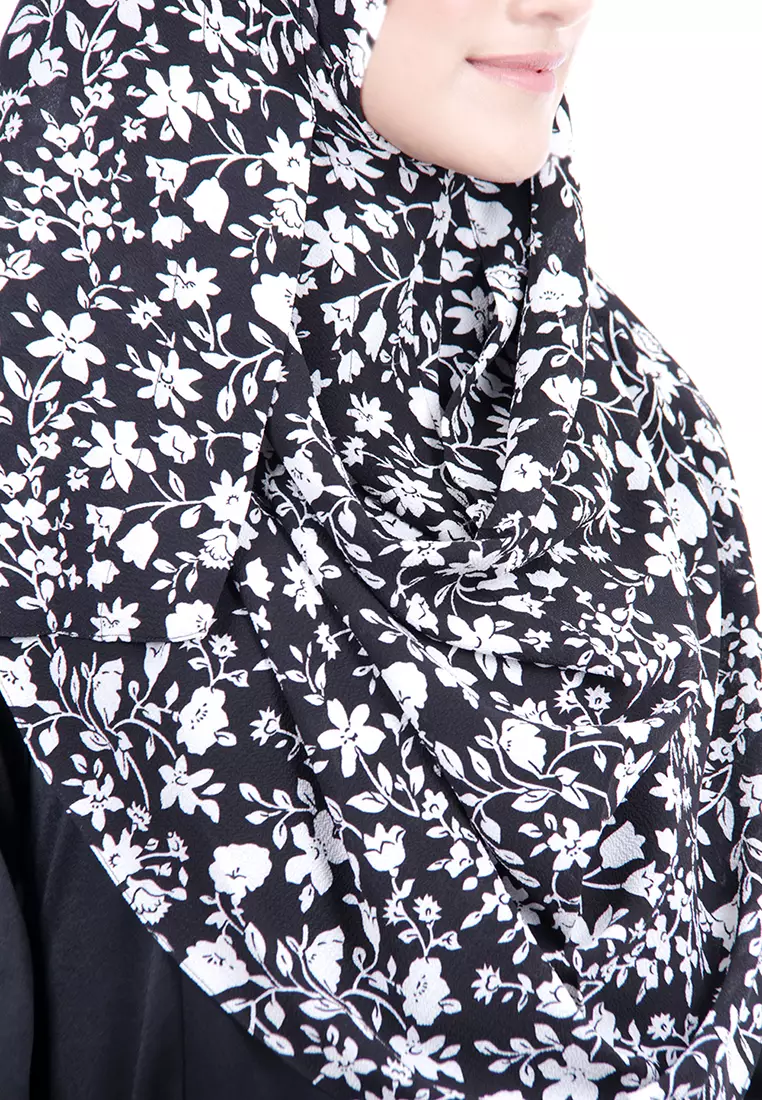 Ariana Printed Spectacles and Earphone Friendly Hijab