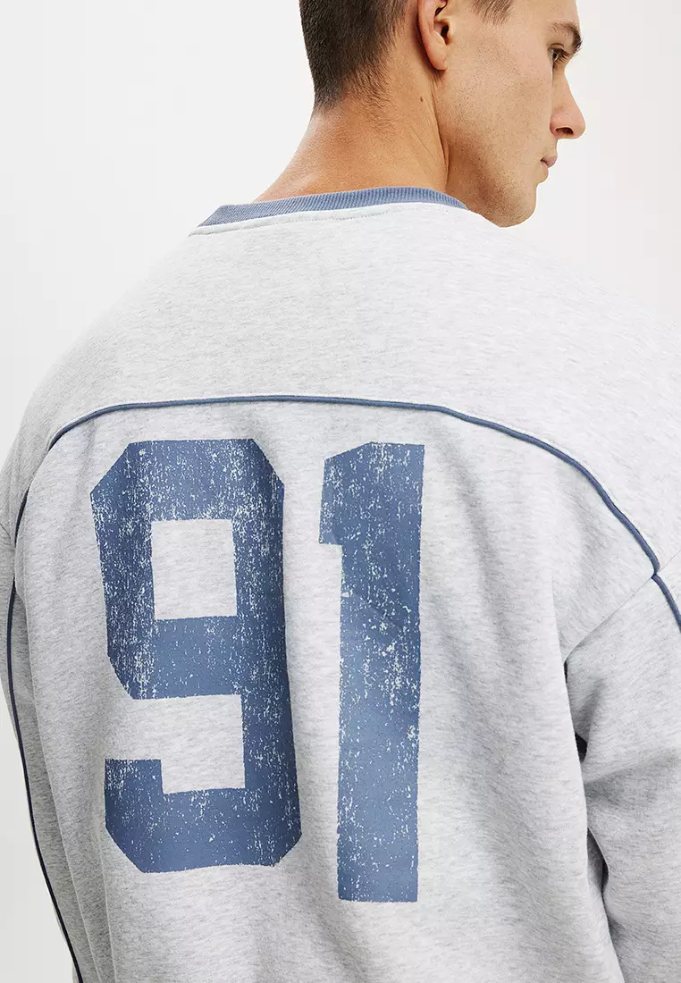 Box Fit Graphic Crew Sweater