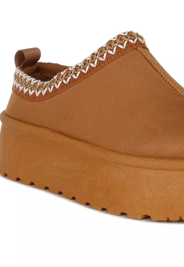 Sandal Slip-On Klasik Berbulu Platform Bordir Coklat Muda