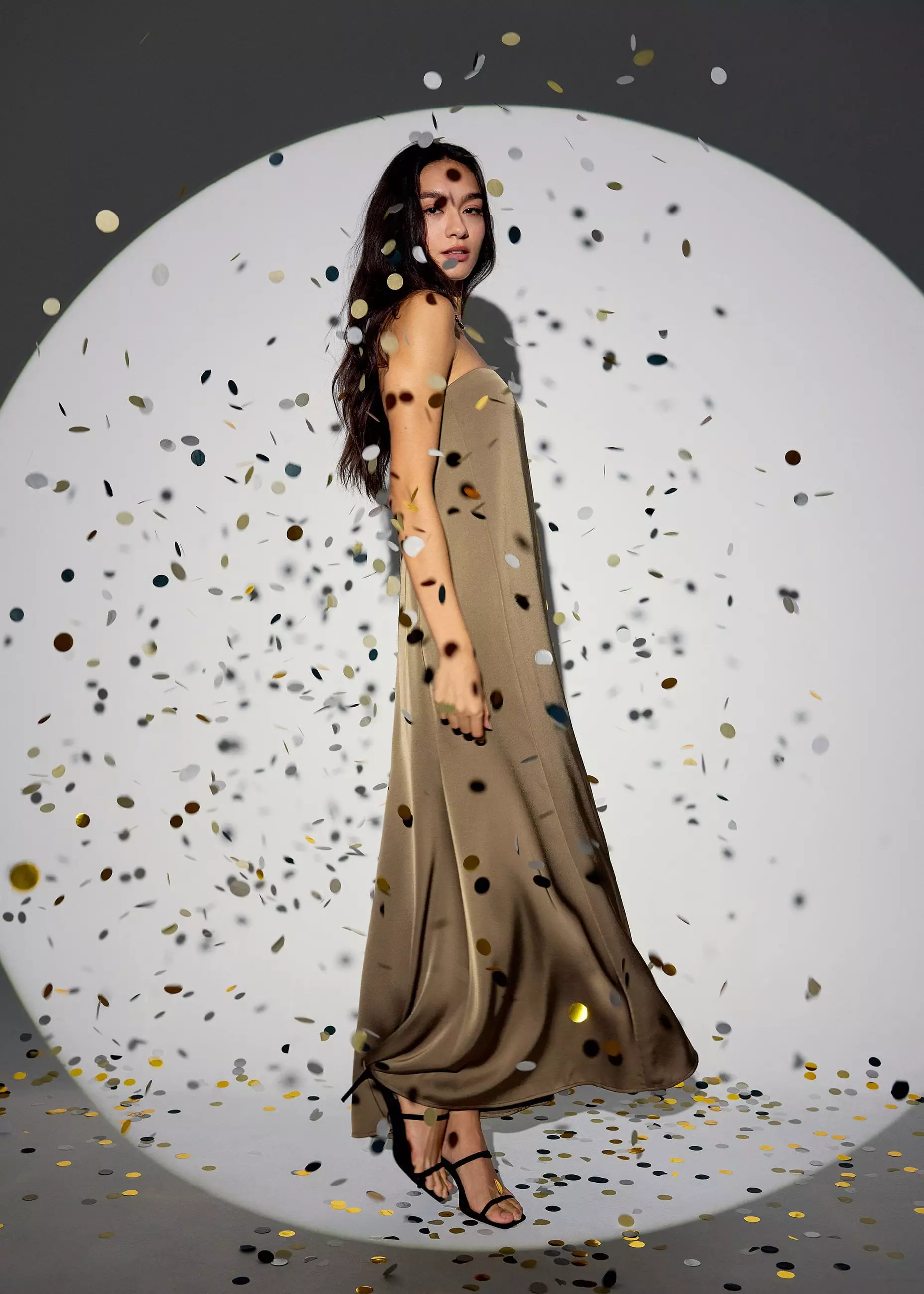 Dress Wanita - Padded Satin Tube Bias Cut Maxi Dress