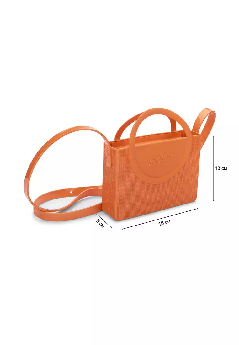 Melissa tote top