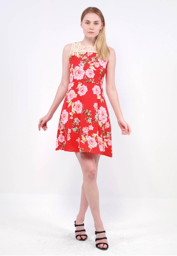 NE Double S red Ne Double S-Floral Dress With Lace Trimming 50B6BAADD88827GS_1
