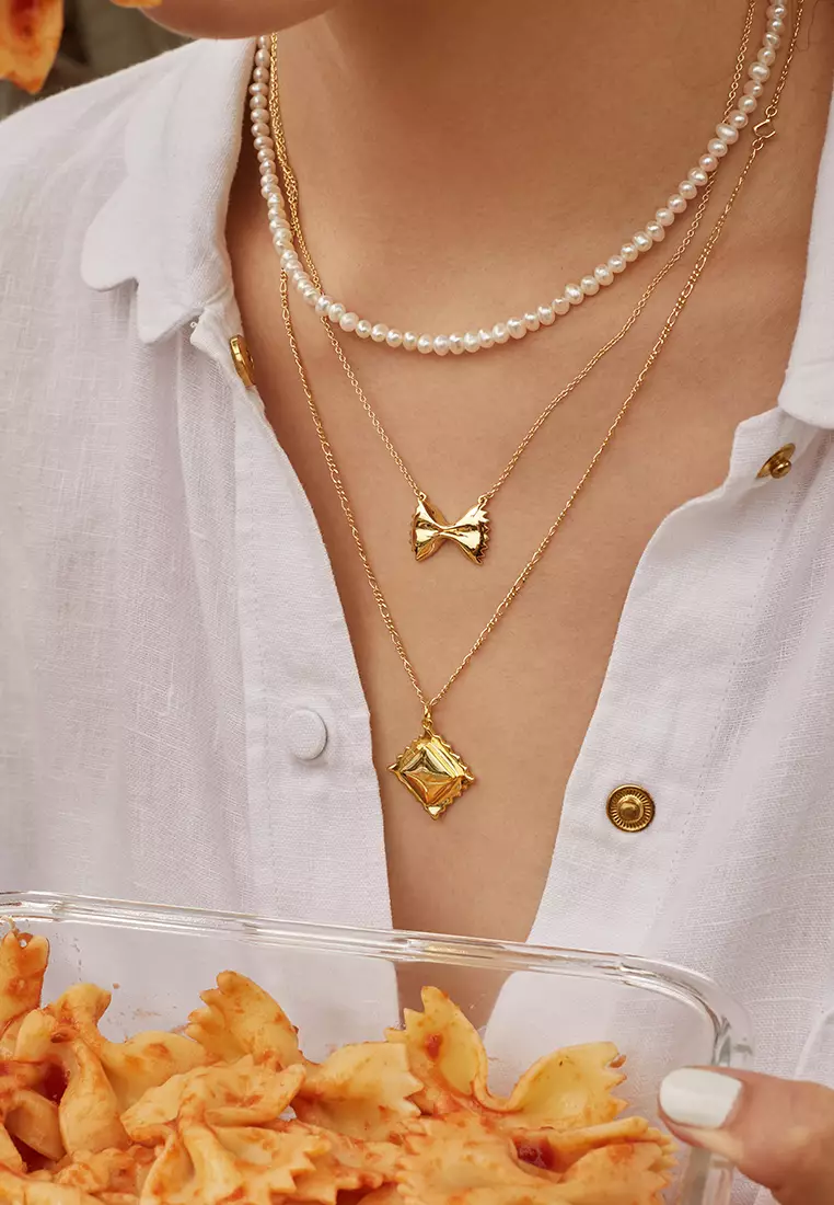 Bow Tie Pasta Gold Necklace