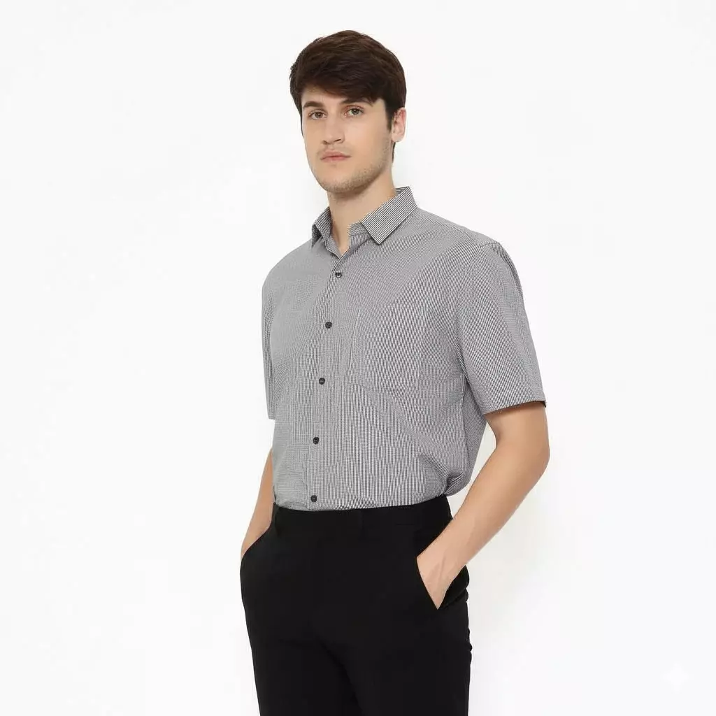 Lawell Kemeja Pria Lengan Pendek Kotak-Kotak Regular Fit Warna Black – Caesar