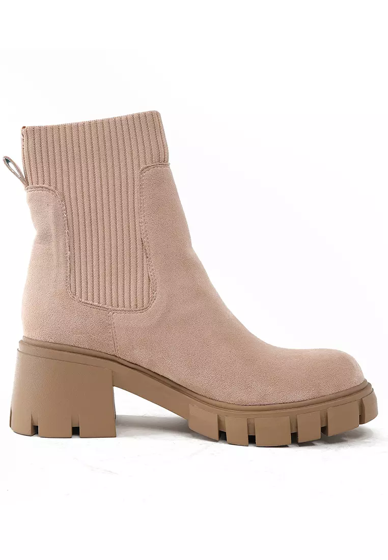 Chunky suede cheap chelsea boots