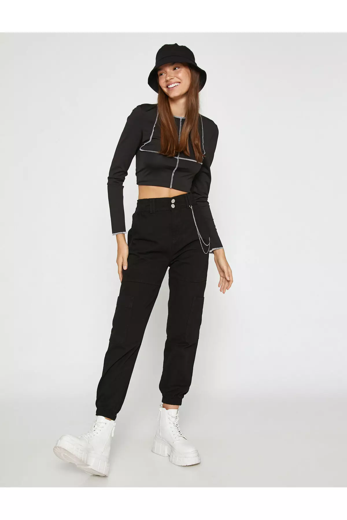 Jogger Pants Chain