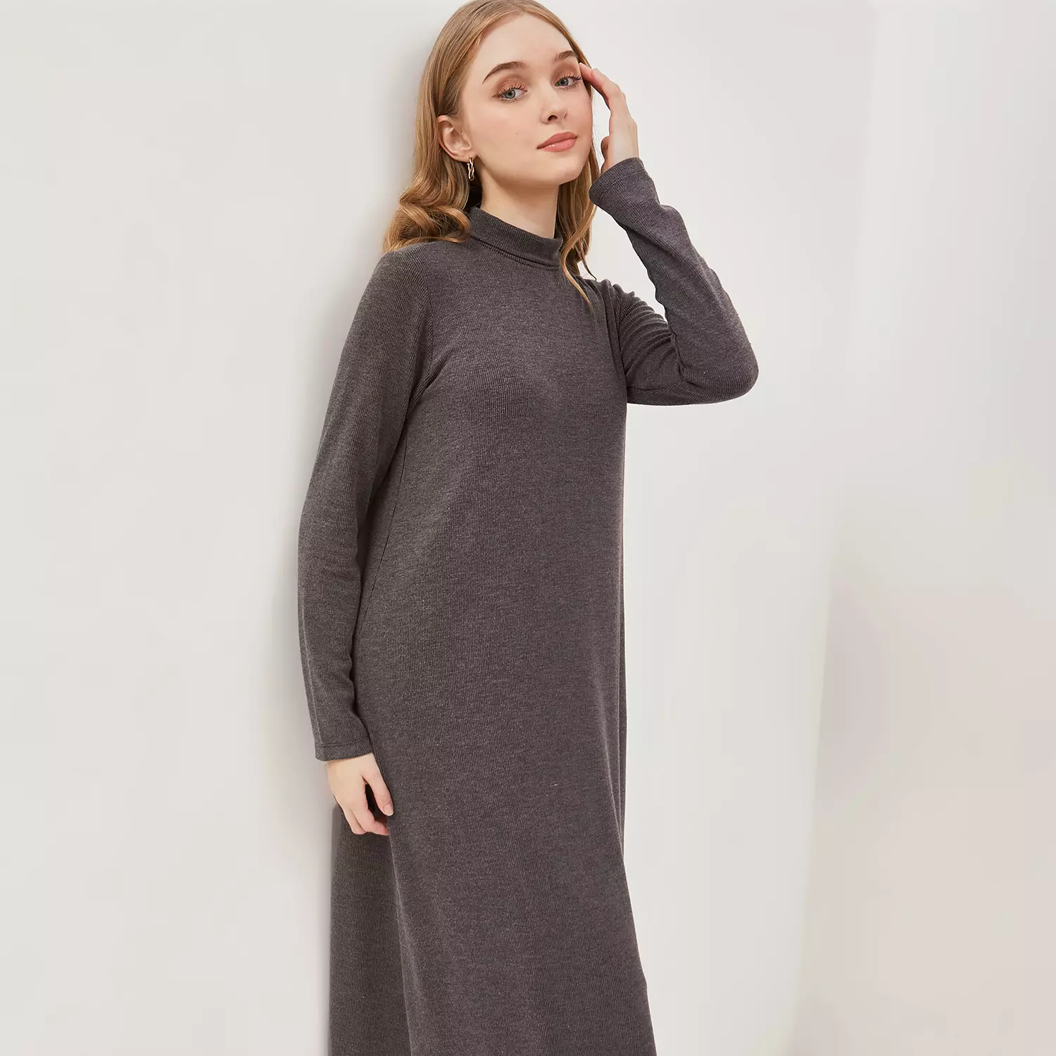 Jual Graphis GRAPHIS High Neck Soluna Knit Maxi Dress Original 2025 ...
