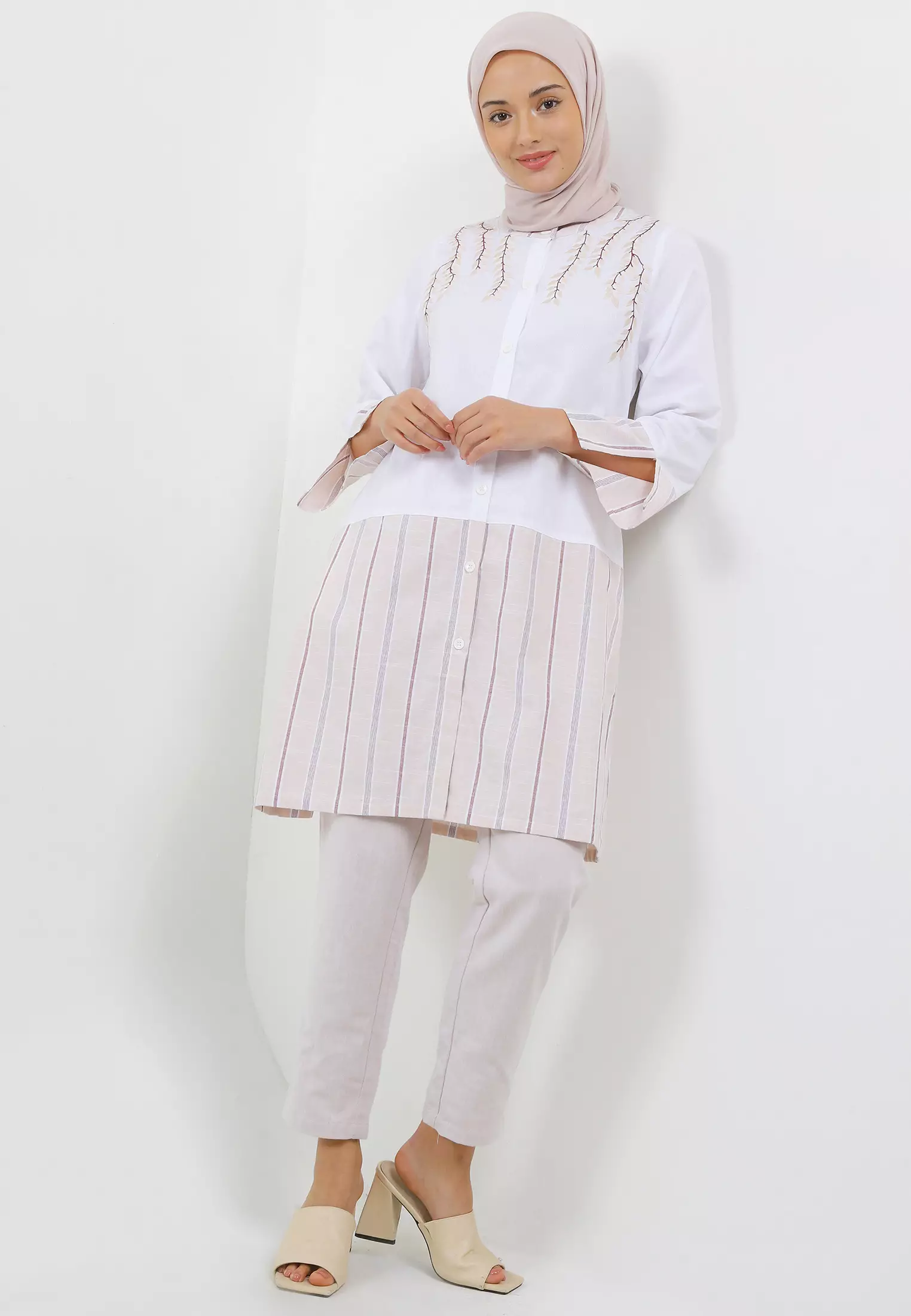 MFMW Lipah Tunik Cream Motif Salur