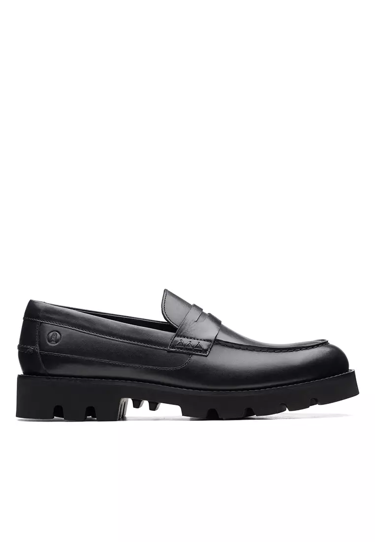 Discount on Clarks  shoes - SKU: Badell Slip Loafer Black