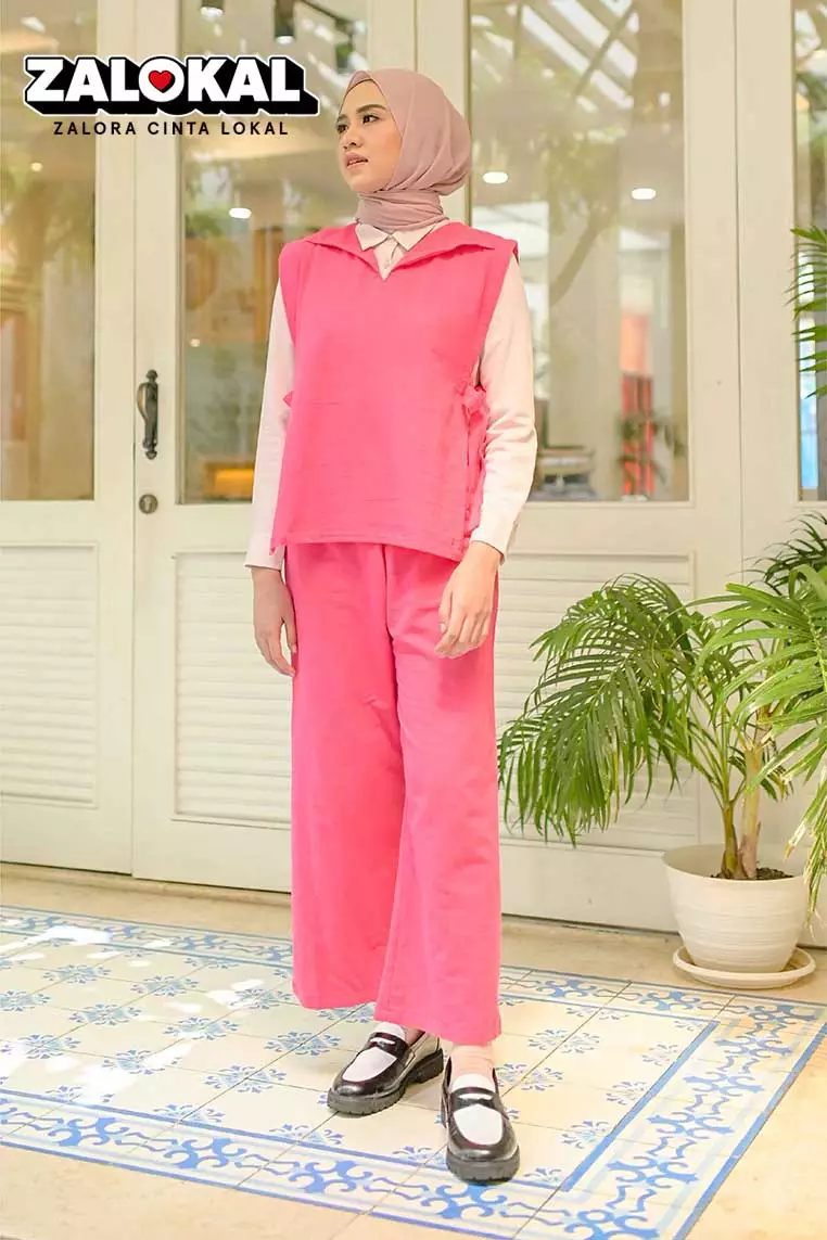 Kumi Set Shocking Pink M