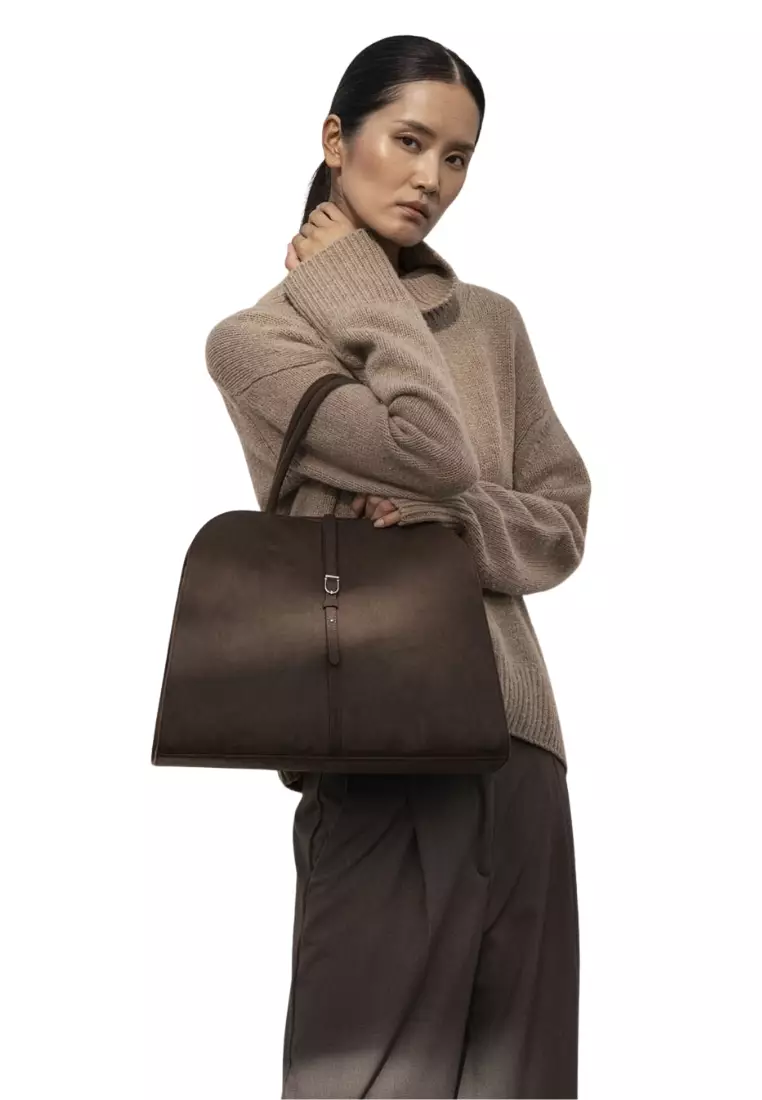【MONOROW】BLANC LARGE SUEDE CHOCO BROWN Blanc Large Suede Choco Brown – Monorow Indonesia