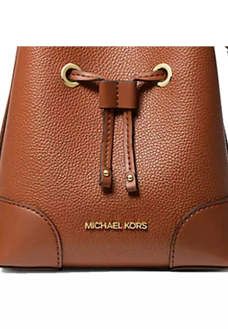 Michael kors top bucket bag black