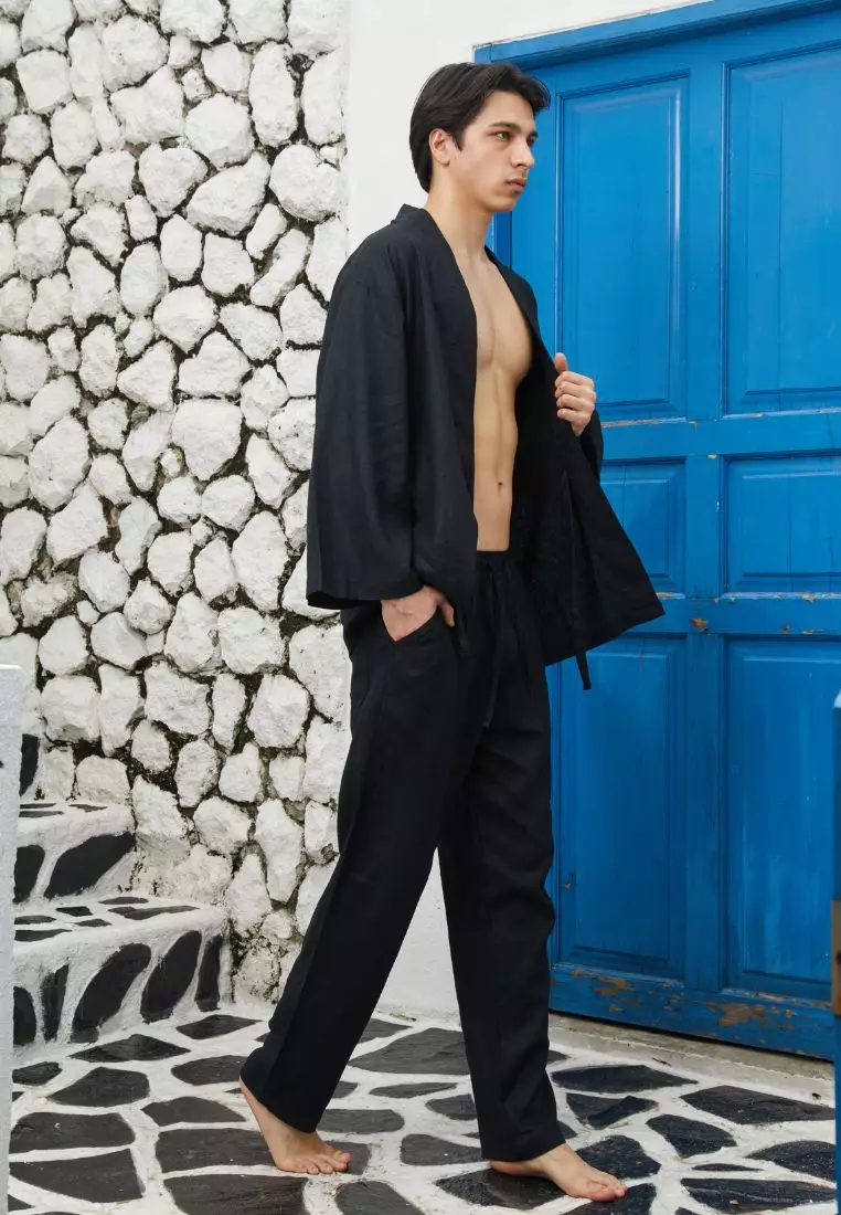 Takumi Kimono Pria Linen Lengan Panjang Warna Hitam | Long Sleeve Men's Linen Kimono Black