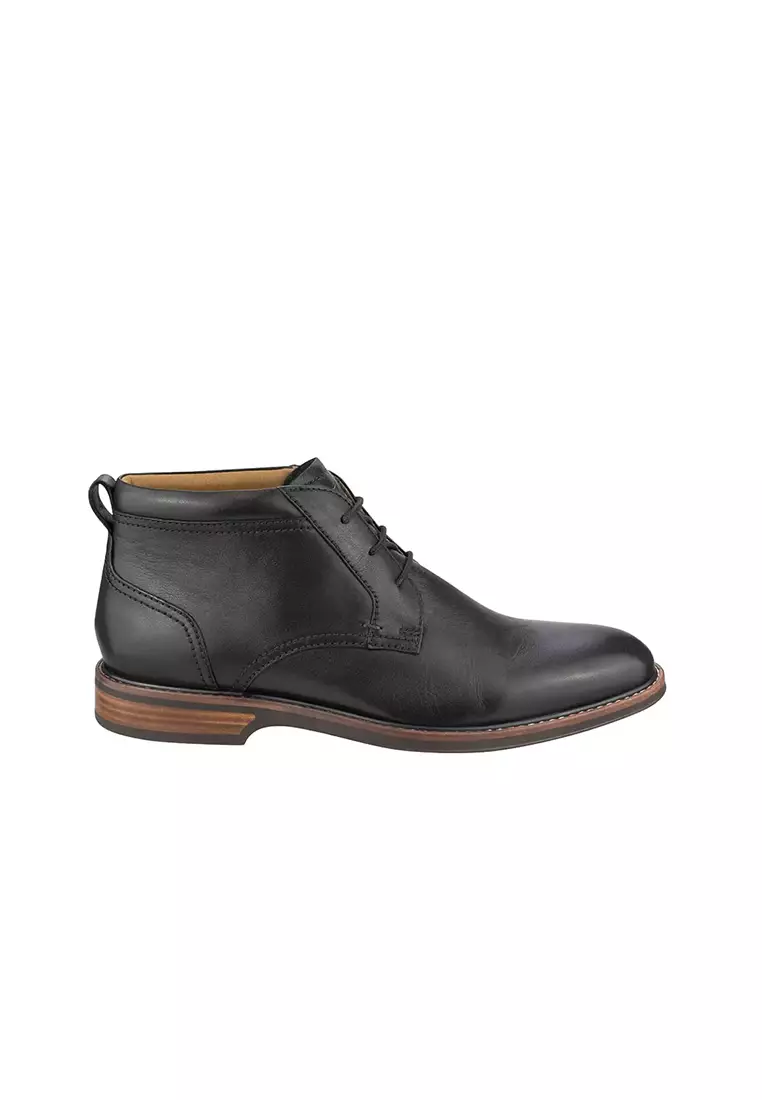 Men's  Traveller Plain Toe Chukka Boot 