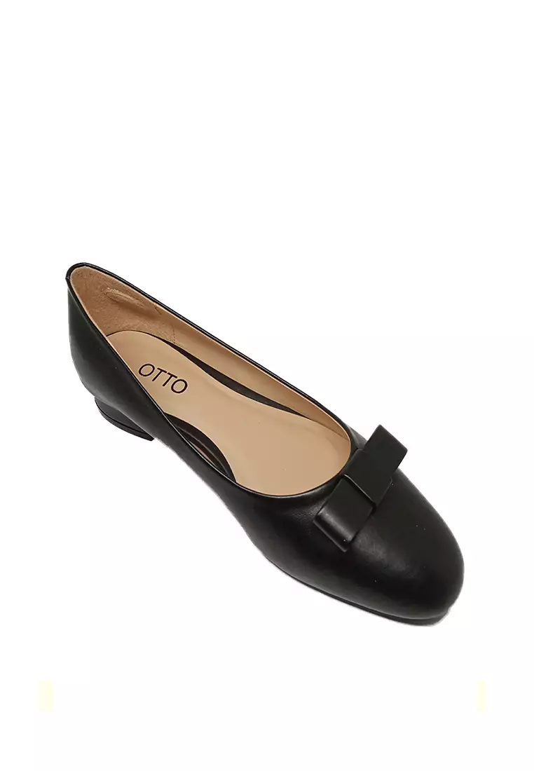 Discount on Otto  shoes - SKU: Kaithlyn Flats