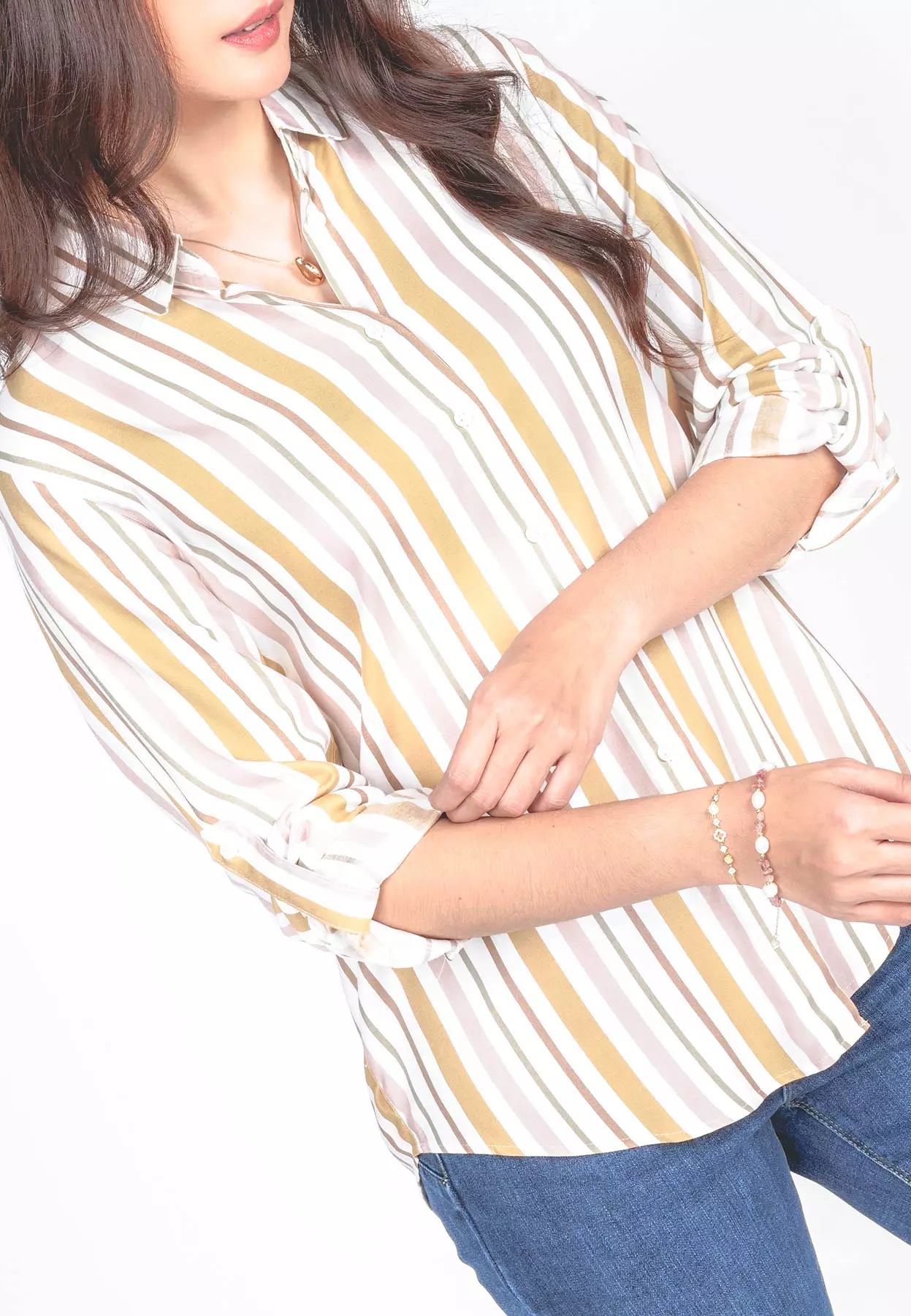 C2 Fiumie Brown Kemeja Casual Wanita