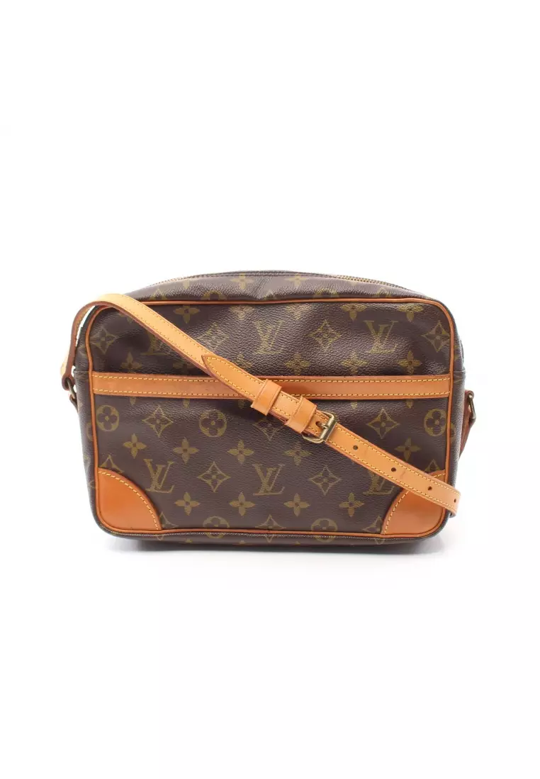 Vintage Louis Vuitton Trocadero Bag With Monogram From the -  Hong Kong