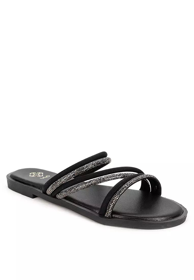 Discount on UNLISTED  shoes - SKU: LONDON FLAT SLIDES