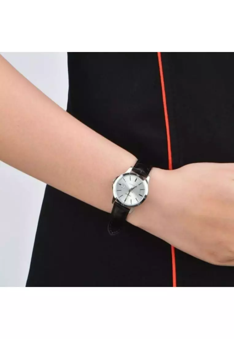 Women's Analog Watch LTP-V004L-7A Black Leather Band Casual Watch