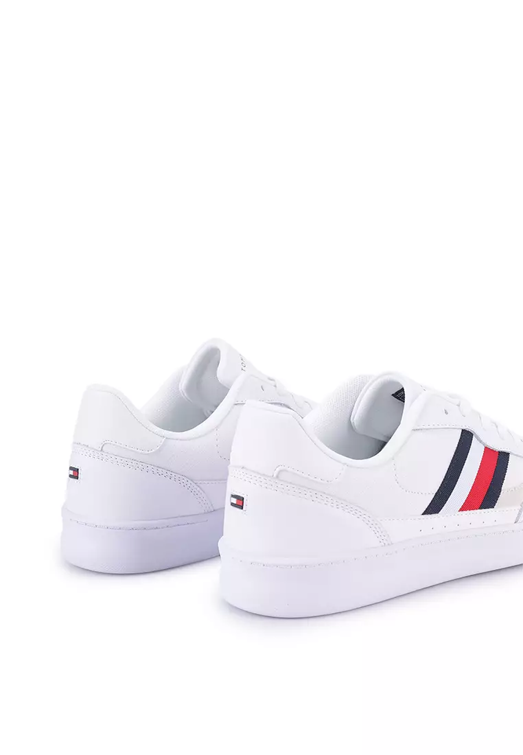 White leather discount lace up trainers