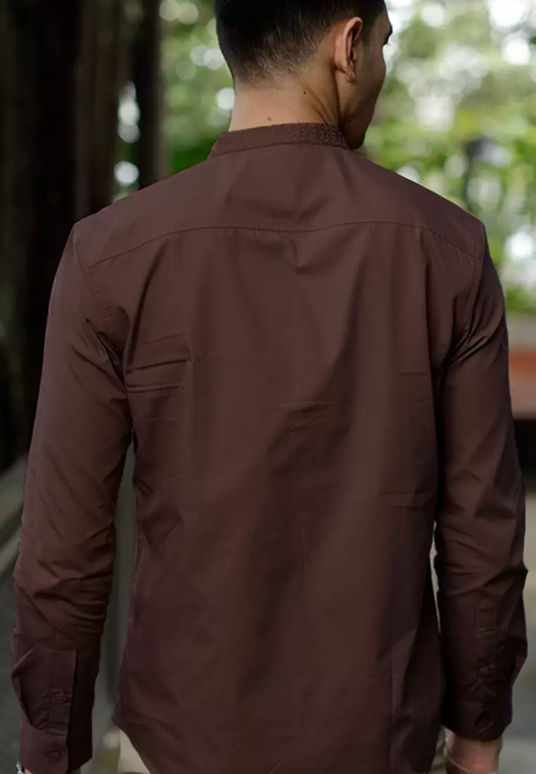 OXCON Kemeja Tangan Panjang koko bordir embrodiery collarless shirt Chesnut