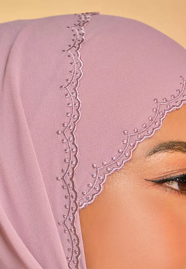 Tanuja Embroidered Scallop Headscarf - Wild Rose