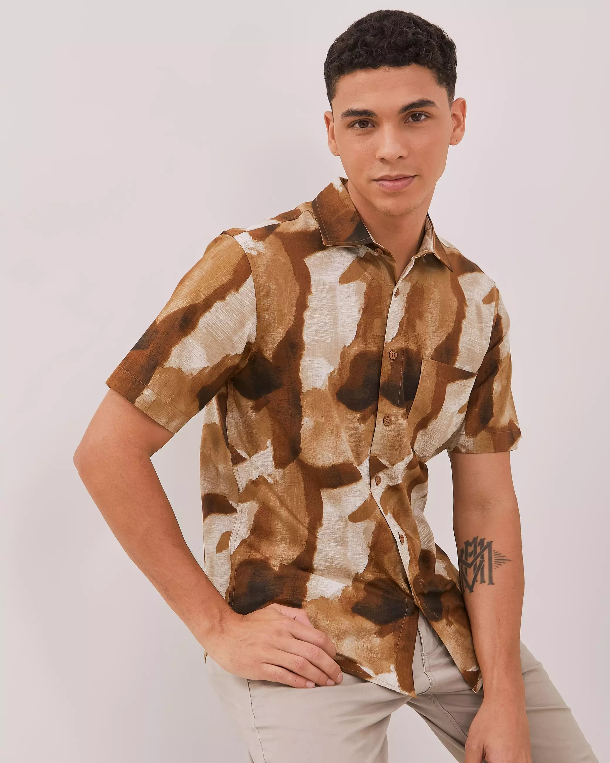 AMK Kemeja Motif Pria Lengan Pendek SHP Niklas Ss Brown