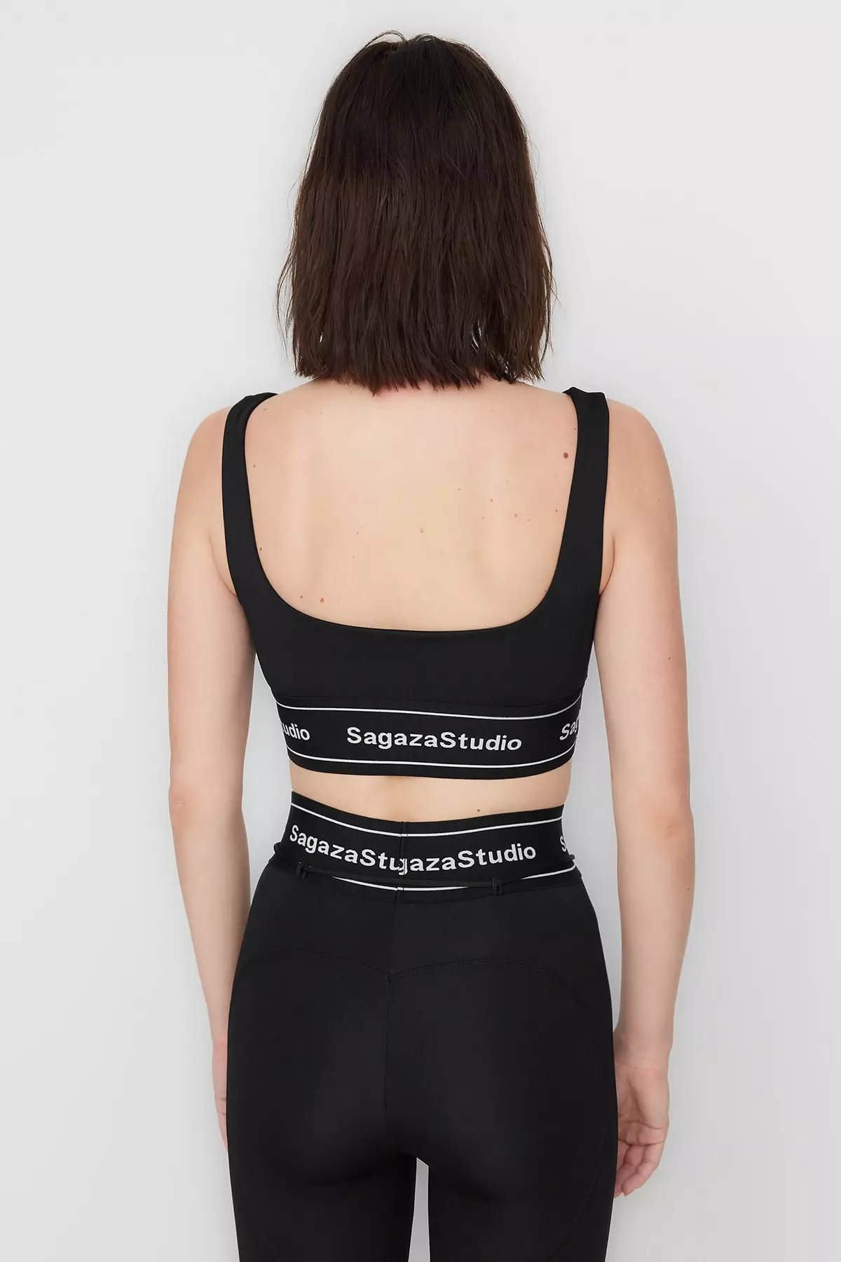 X Sagaza Studio Push-up Sports Bra