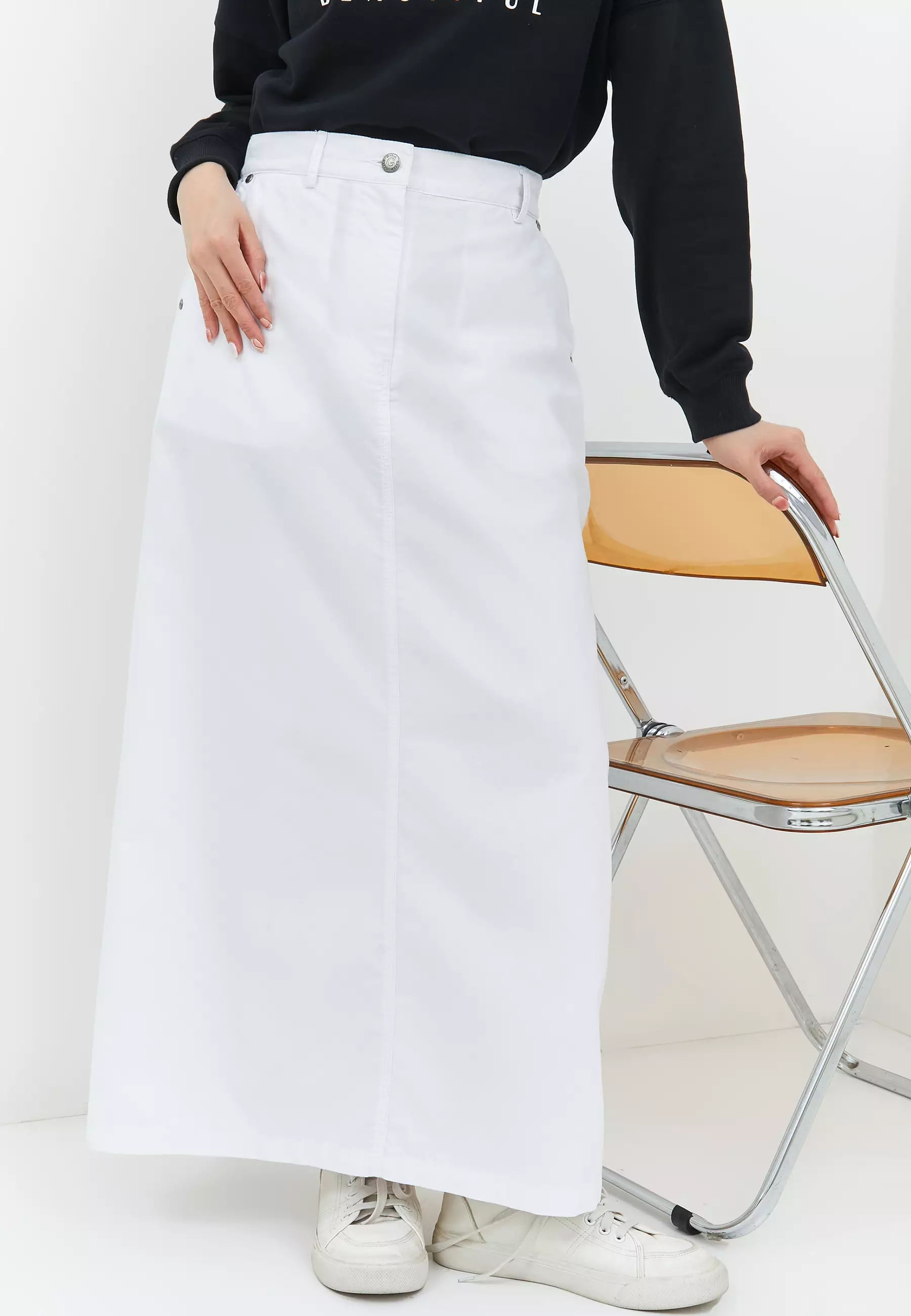Juanita White Skirt (G.21119)