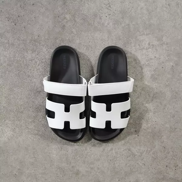 Sandal HERMES CHYPRE WHITE SANDAL 100% ORIGINAL