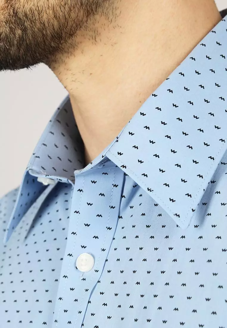 Kemeja Lengan Panjang Ethan White Motif Garis Halus - Light Blue Cotton Smart Casual