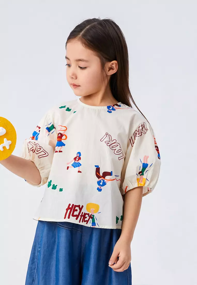 Allover Graphic Print Top With Detachable Collar