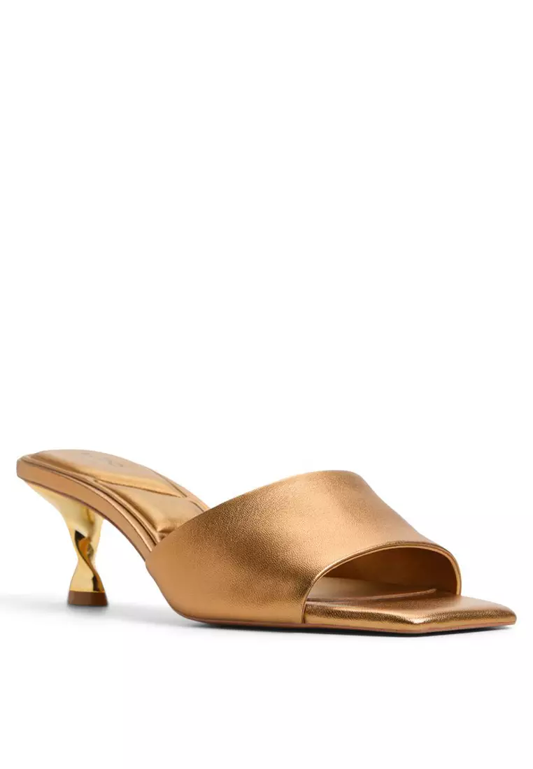 Goldenshine Twisted Kitten Mules