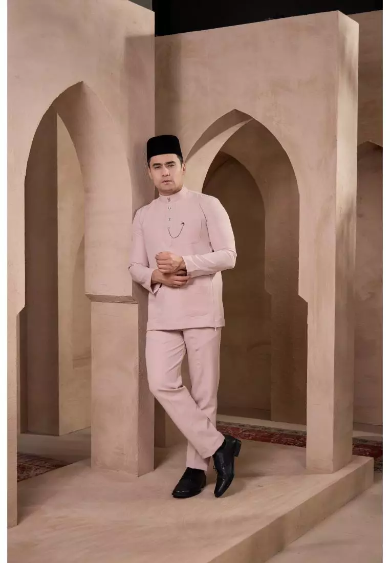 Baju Melayu Mahkota