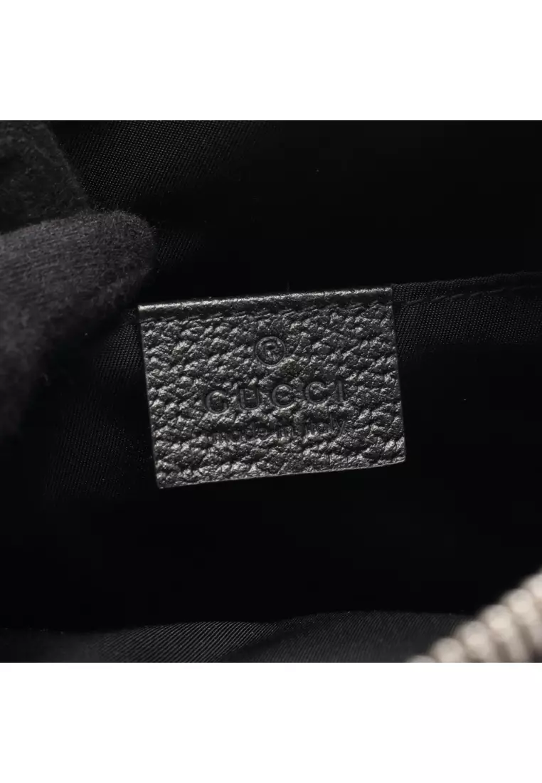 Pre-Loved Gucci Gucci Off The Grid gucci off The grid GG nylon Shoulder bag Nylon leather black 2WAY