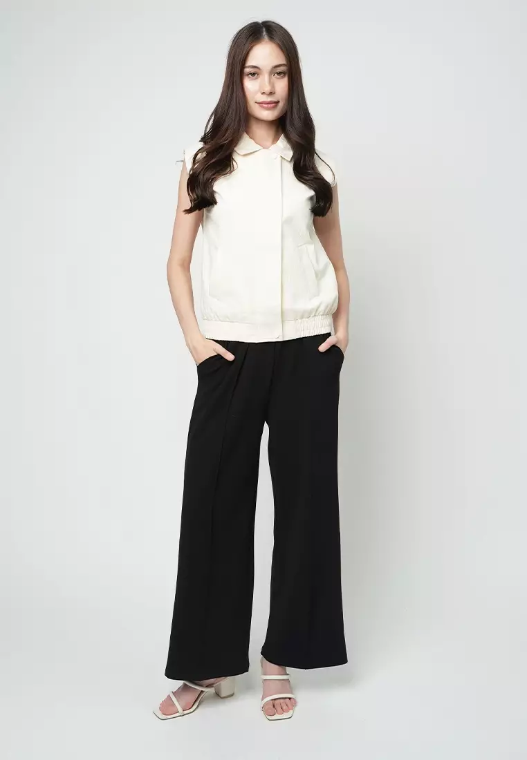 Leila Sleeveless Collared Top