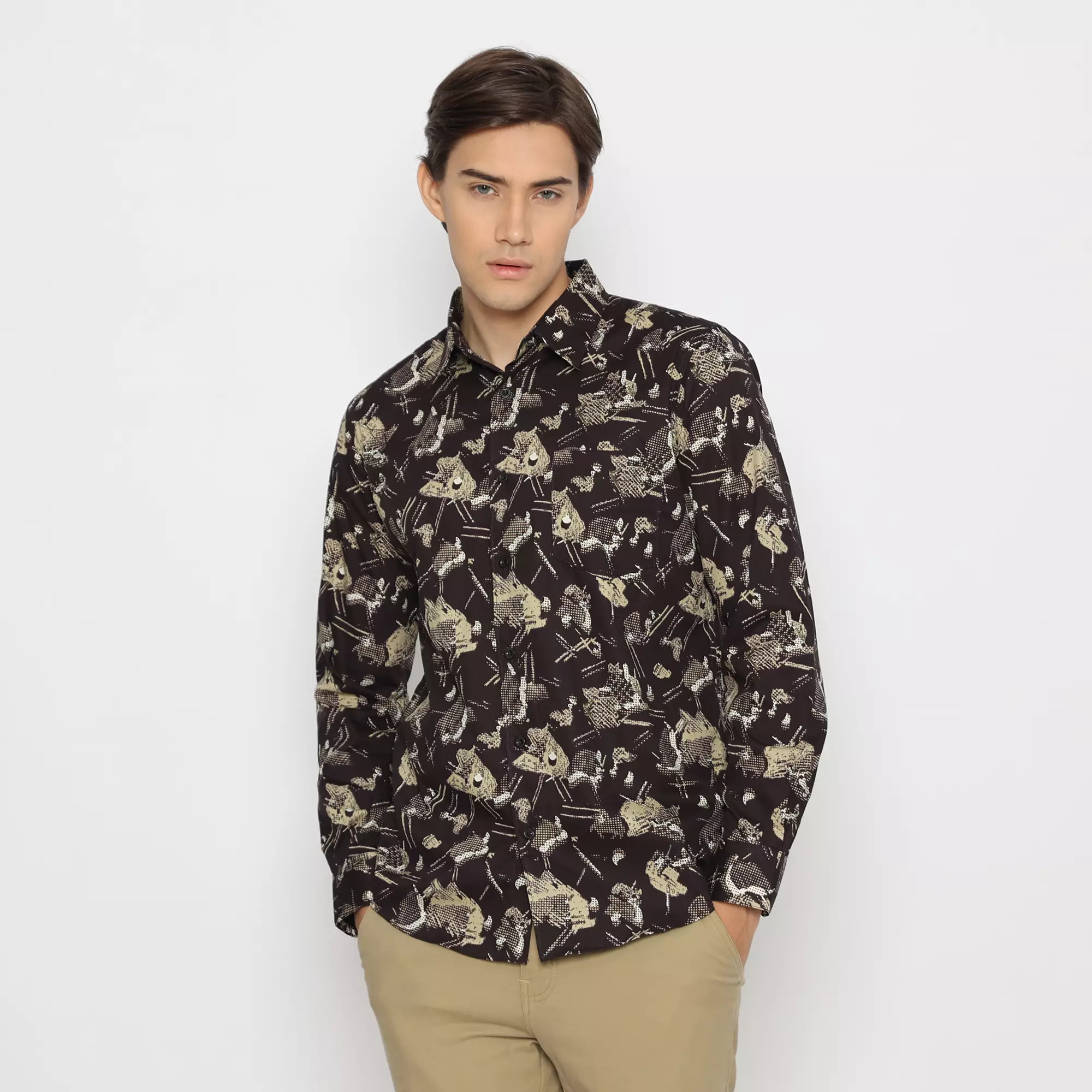 Platini Kemeja Motif Lengan Panjang Katun Coklat 162202