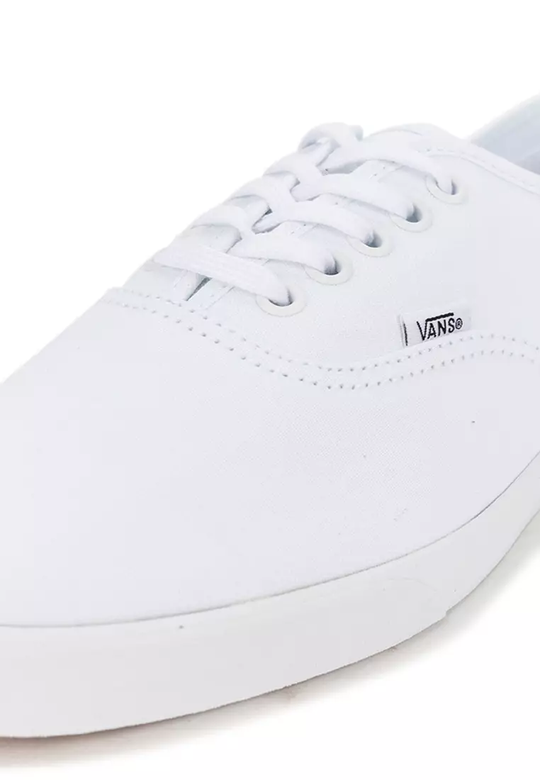 Authentic Lowpro Sneakers