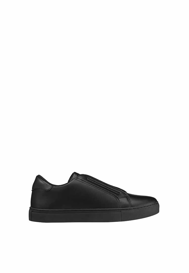 Women Synthetic Leather Sneaker