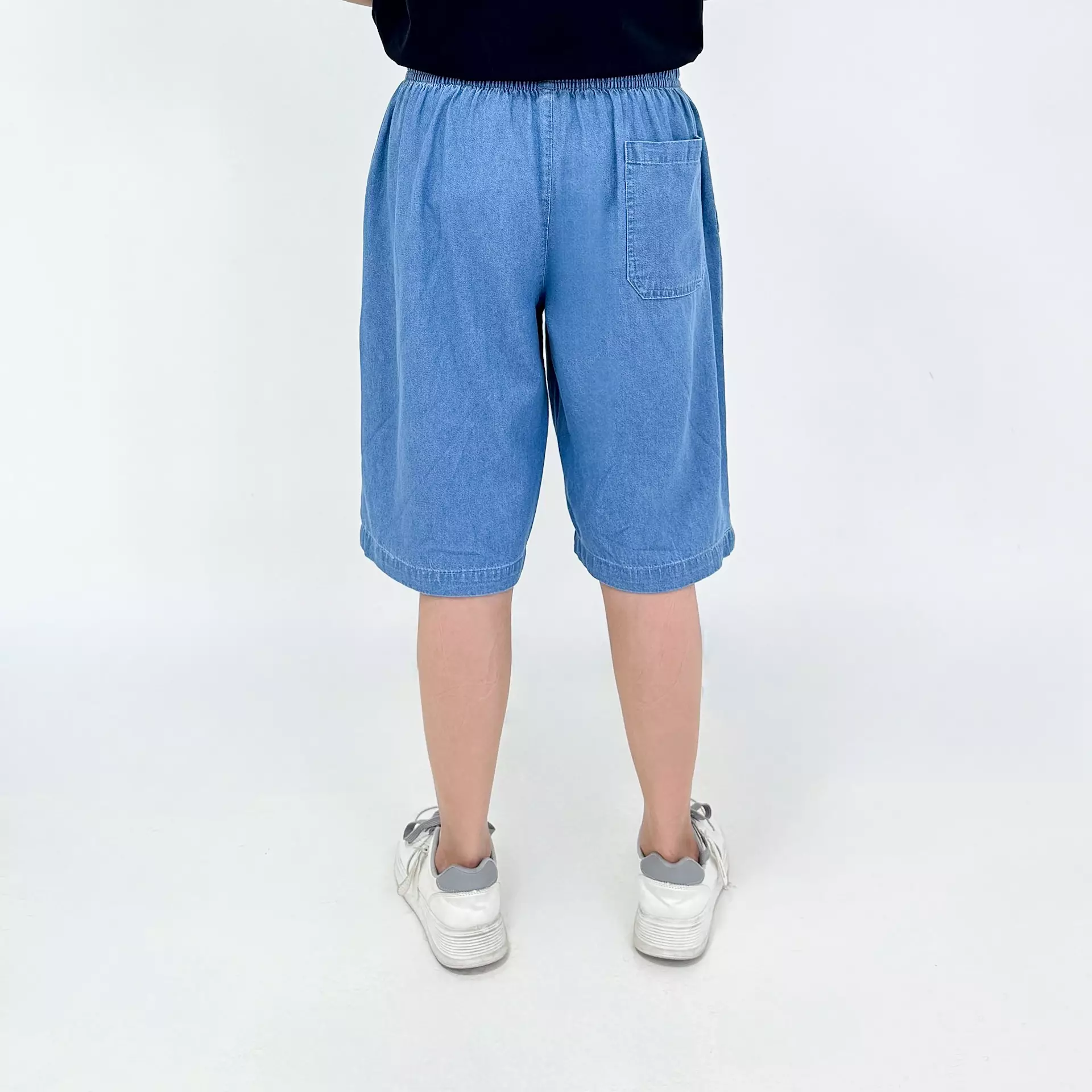 Joey Short Pants Jeans - Celana Pendek Santai Wanita BIRU MUDA