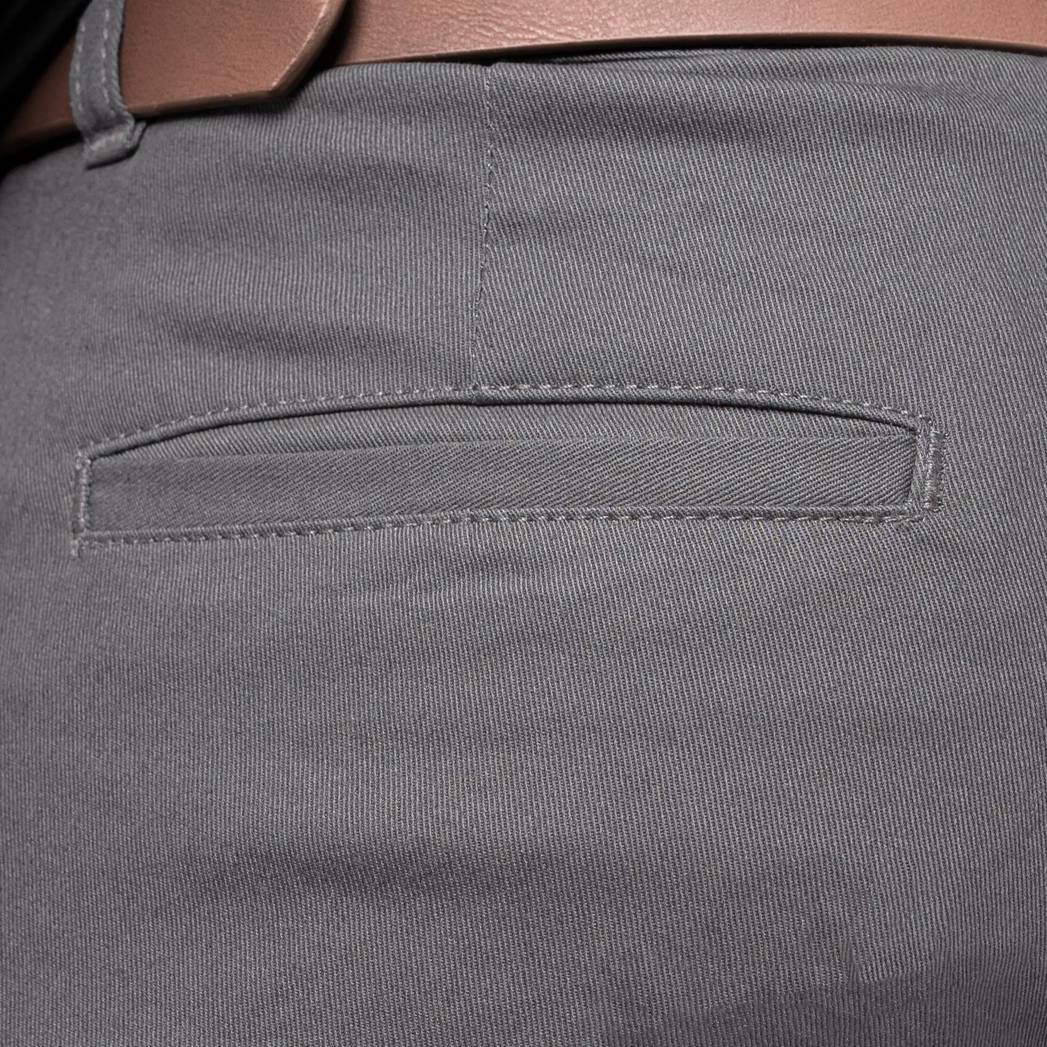 Celana Panjang Reguler Fit Pants Pria Grey