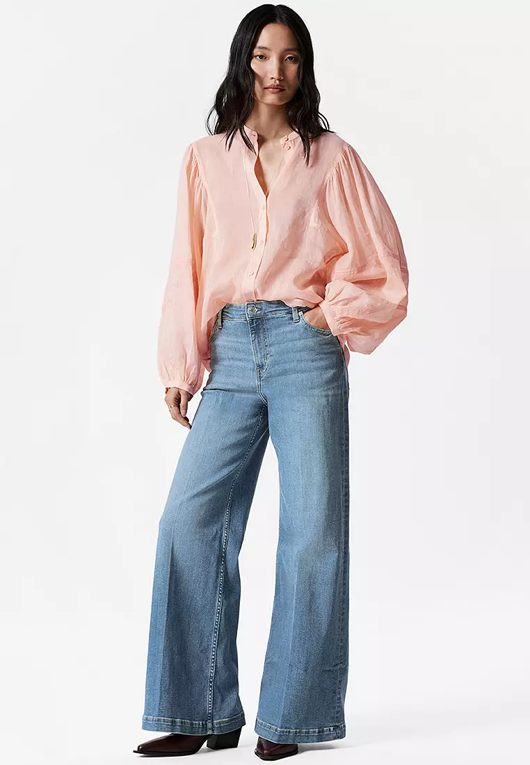 Voluminous Sleeve Blouse