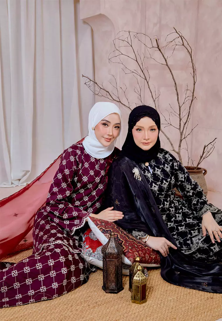 Mahsuri 2.0 Luxe Embroidery Baju Kurung Pahang Kipas Belakang