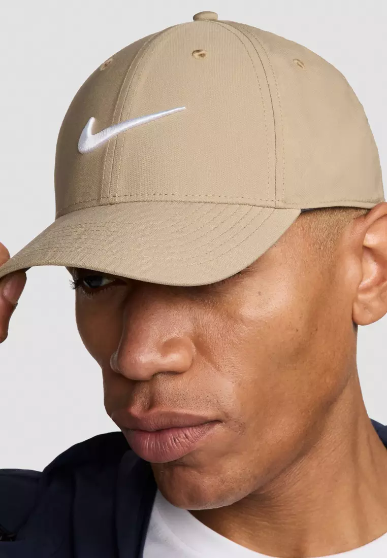 Dri-FIT Club Structured Swoosh Cap