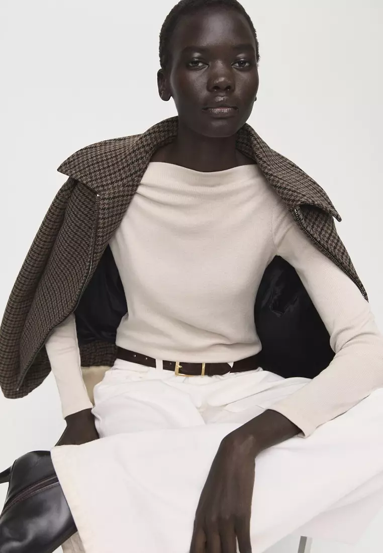 Long-Sleeved Boat-Neck T-Shirt