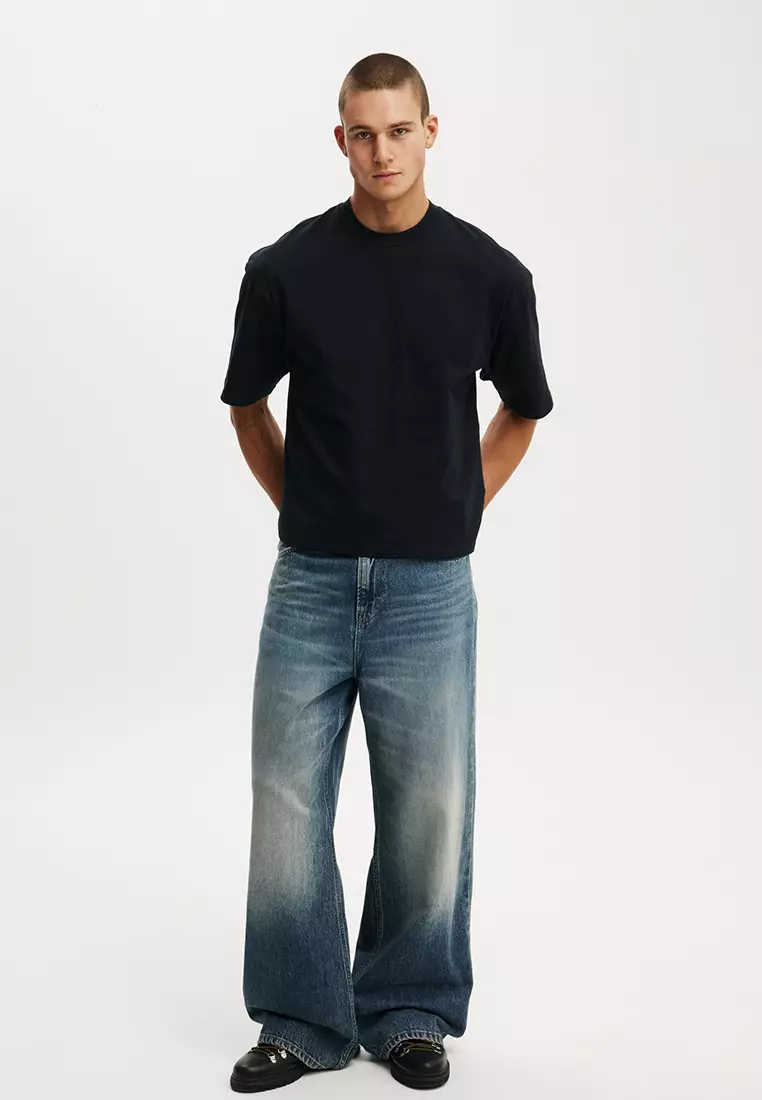 Cropped Fit T-Shirt