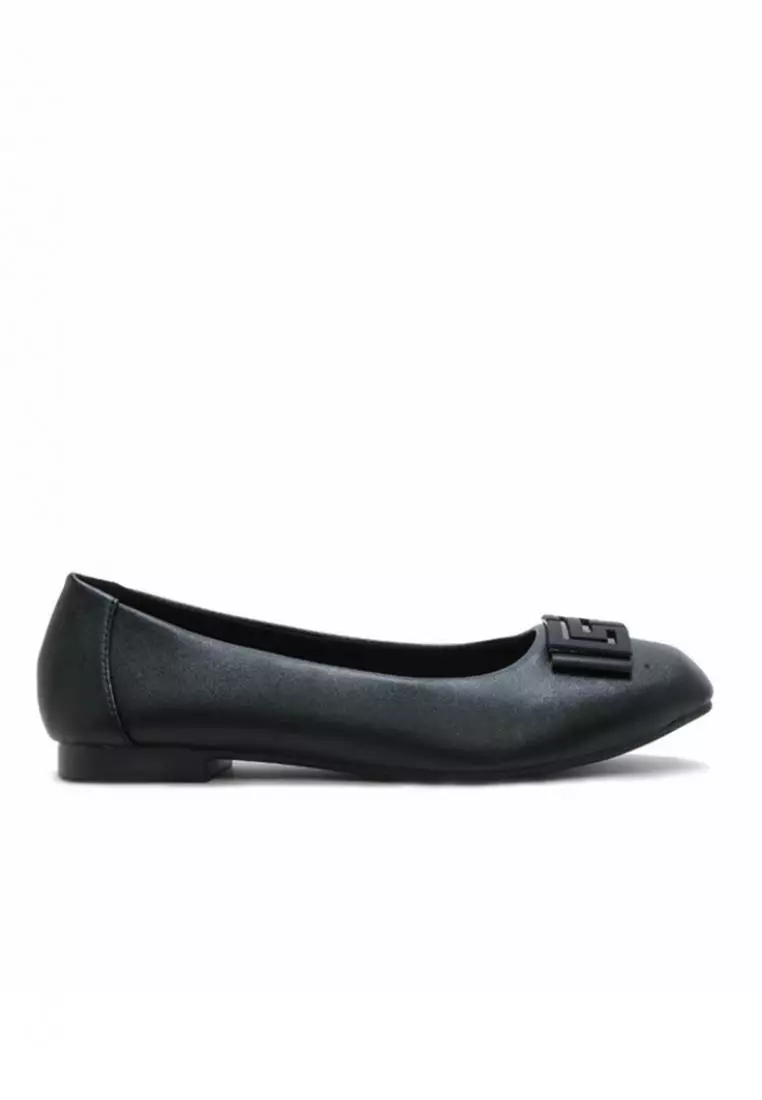 Discount on Figlia  shoes - SKU: Corey Flat Ballerinas