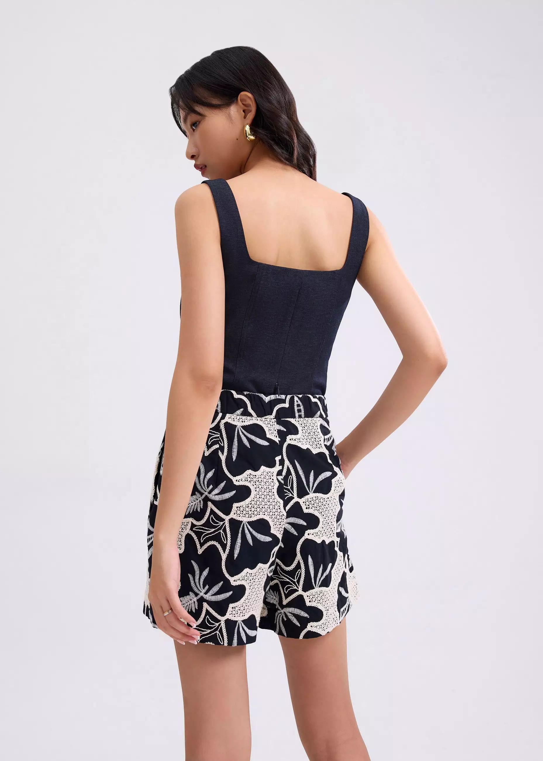 Celana Pendek Wanita - High Waist A-line Tailored Shorts in Midnight Blooms Broderie