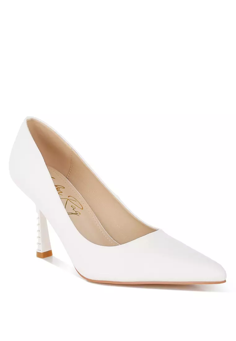 Pointy Toe Pumps in White